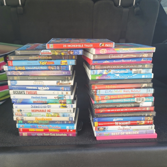 Media 39 Empty Dvd Cases Note These Are Empty They Still Have Covers